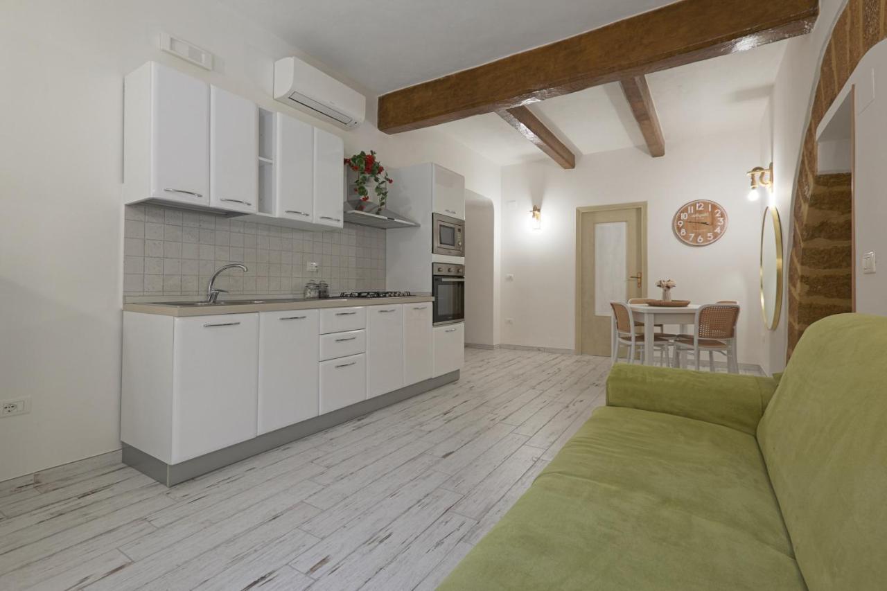 La Sedia Rossa Historical Centre Apartman Agrigento Kültér fotó